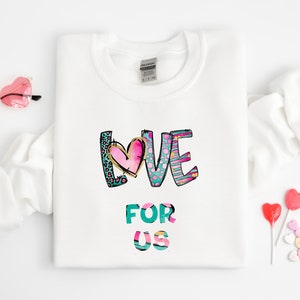 Love Shirt, Cute Love Shirt with Hearts, Boyfriend and Girlfriend Gift, Couple Ideas, Matching Love Tshirt, Valentines Love Tshirt, Cute Tee