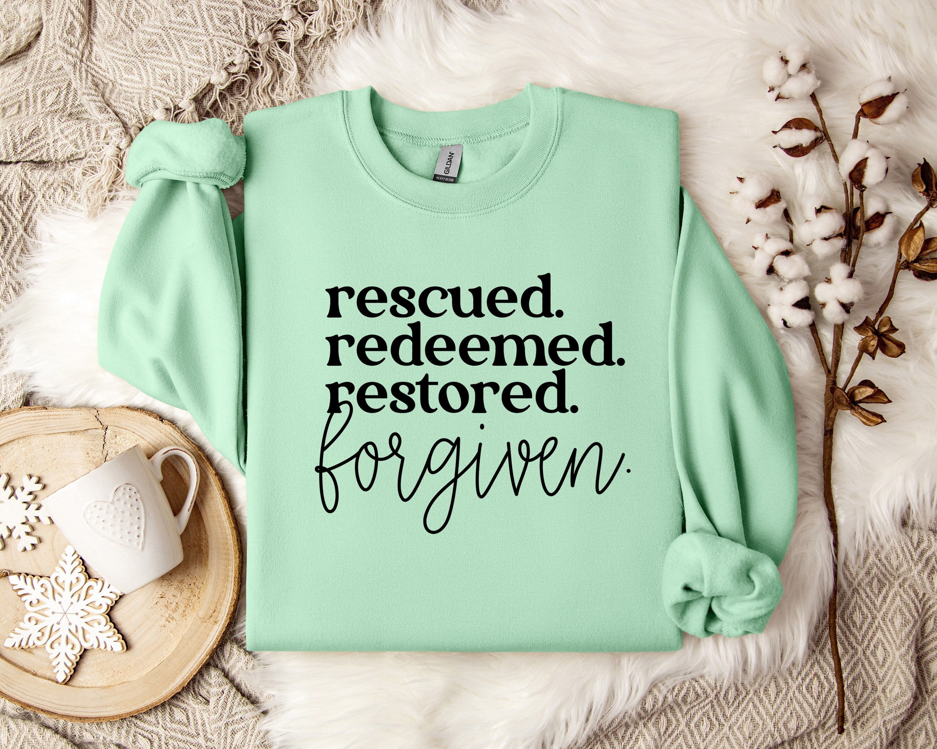 Jesus Shirt, gerettet erlöst wiederhergestellt, christliches Shirt, Bibel Vers Shirt, religiöses Shirt, Kirche Shirt, Ostern Shirt, Gläubiger Shirt