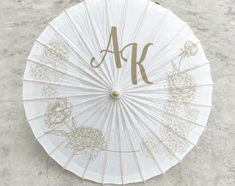 Parasol de mariage personnalisé vintage 33" en papier blanc. Mariage/articles de fête/cadeaux/panneau de bienvenue, accessoire de fille de fleur/bannière