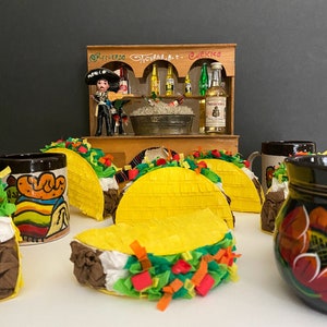 SUPER MINI taco piñatas