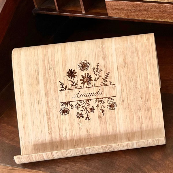 Personalized (Engraved) iPad Stand