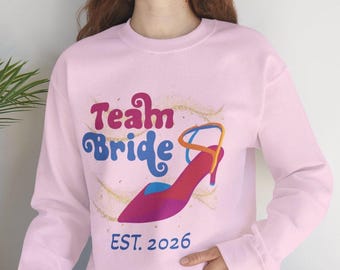 Custom Bridesmaid Sweatshirt, Personalized Pullover With Wedding Date, Matching Maid of Honor Crewneck Shirt, Bridal Shower Bridesmaid Gift