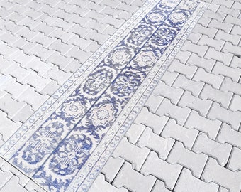 Blauw en grijs vintage Turks loper tapijt 2 x 8, handgeweven oosters decor