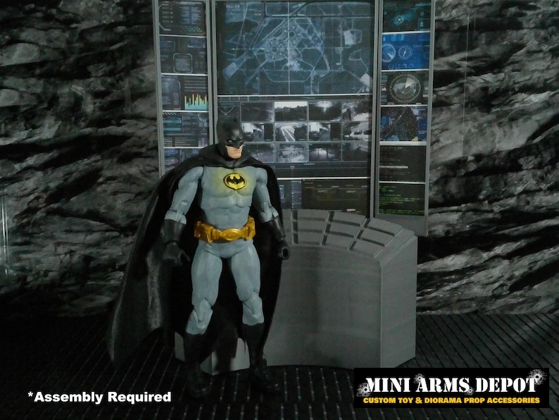 Custom 1/10 Scale Jumbotron Batman Computer Diorama Prop for 7 ...