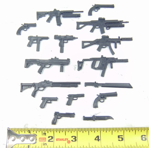 Rifle: Hot Toys Grapple Gun w/Accessories