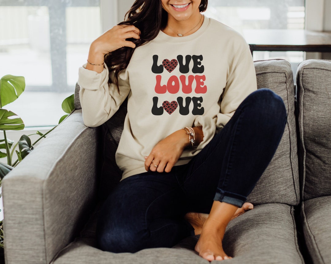 Cute Retro Valentine Sweatshirt, Retro Heart Checkerboard Cute Retro Valentine Sweatshirt, Retro Heart Checkerboard