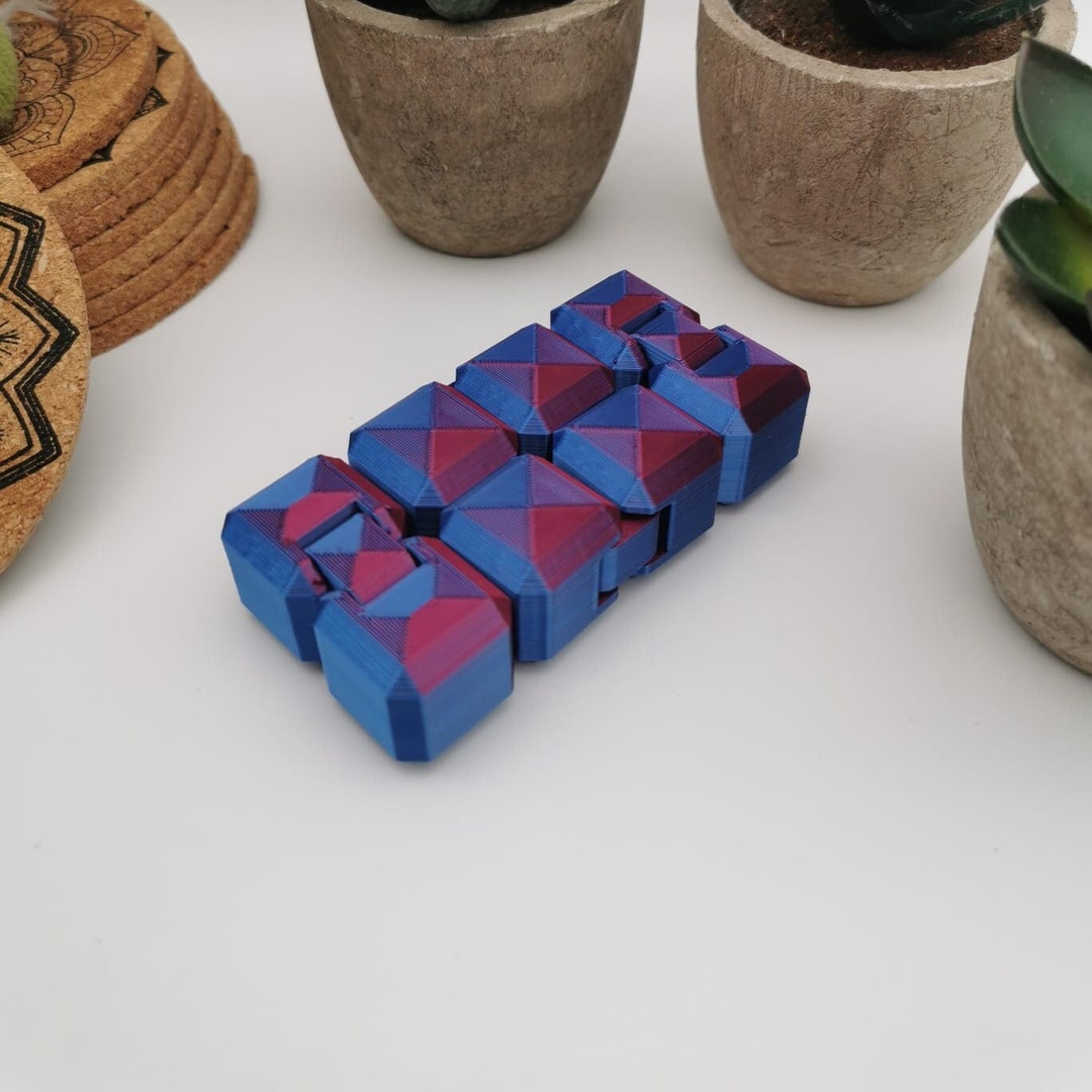 Infinity Cube Lose Yourself in Its Endless Hypnotic Movement