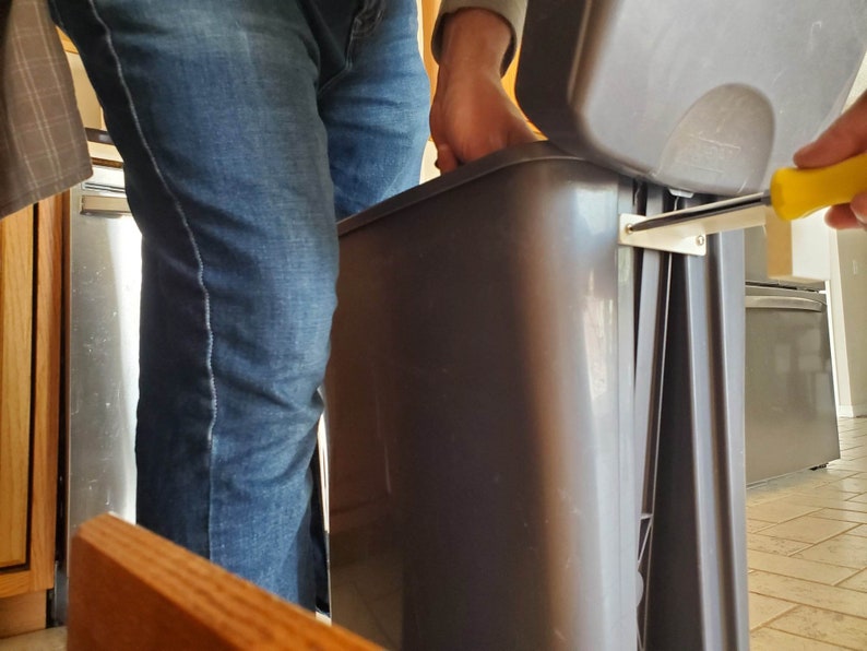 Pet Proof Trash Can Holder Etsy