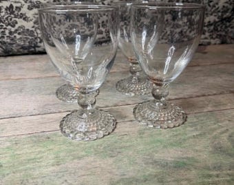 Vintage Anchor Hocking Bubble Foot Clear Cordial eller Juice Wine Glass - Set med 4 bägare