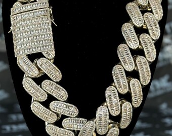 BIG Miami Cuban Chain - Iced Out-cz-big Cuban Link -men and BIG Miami Cuban Chain - Iced Out-cz-big Cuban Link -men and