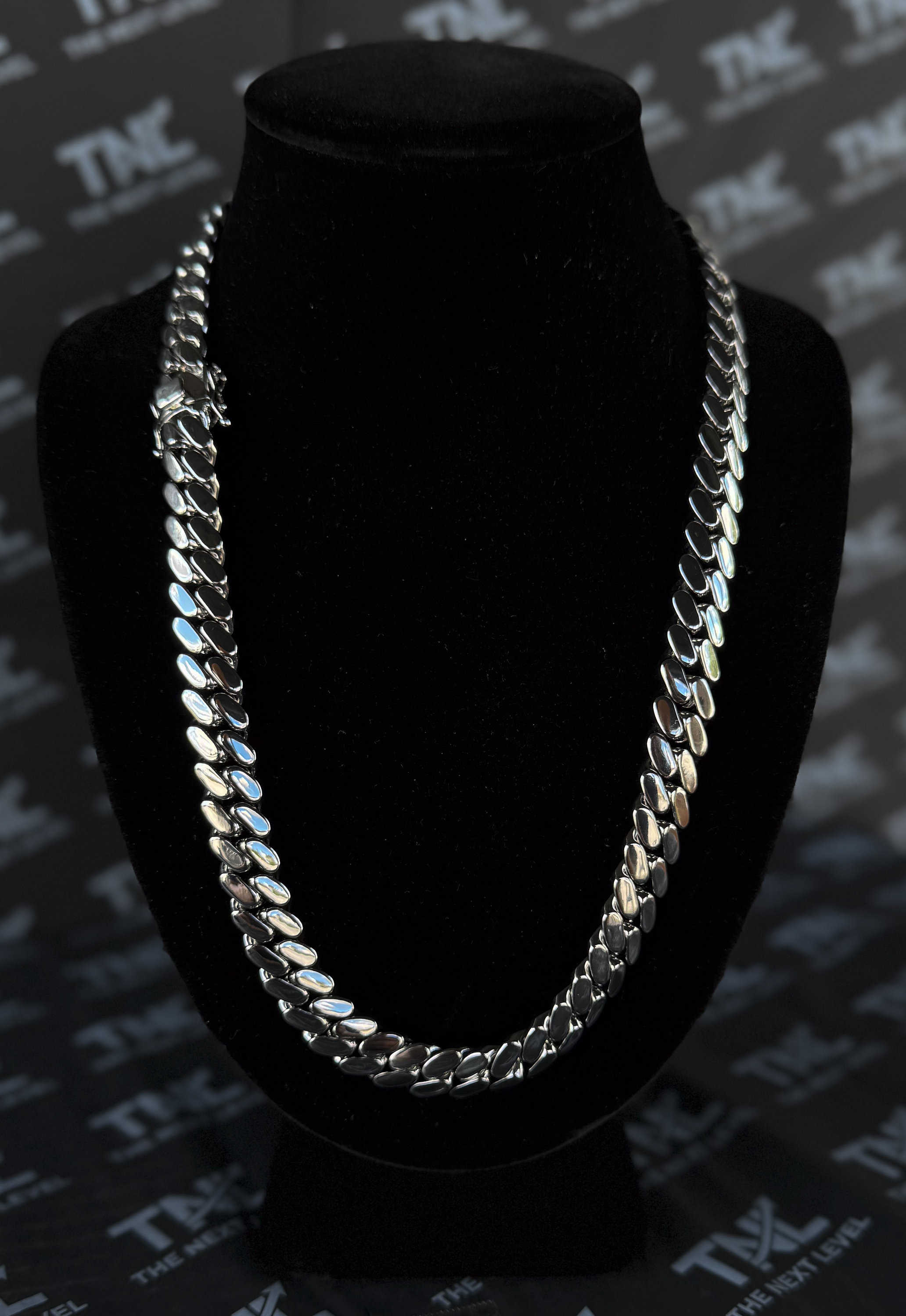 GLd マイアミキューバンチェーン ネックレス 12mm ホワイトゴールド il_fullxfull.6059825915_2p0c.jpg