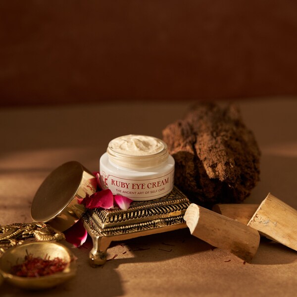 Ruby Eye Cream - Ayurvedic Kumkumadi & Saffron Eye Care I 100% Natural