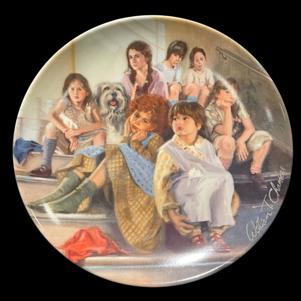 Vintage Knowles Collector Plate "Annie and the Orphans" by William Chambers 4th issue in the Annie Collector's Plate, Decorative plate, 1984