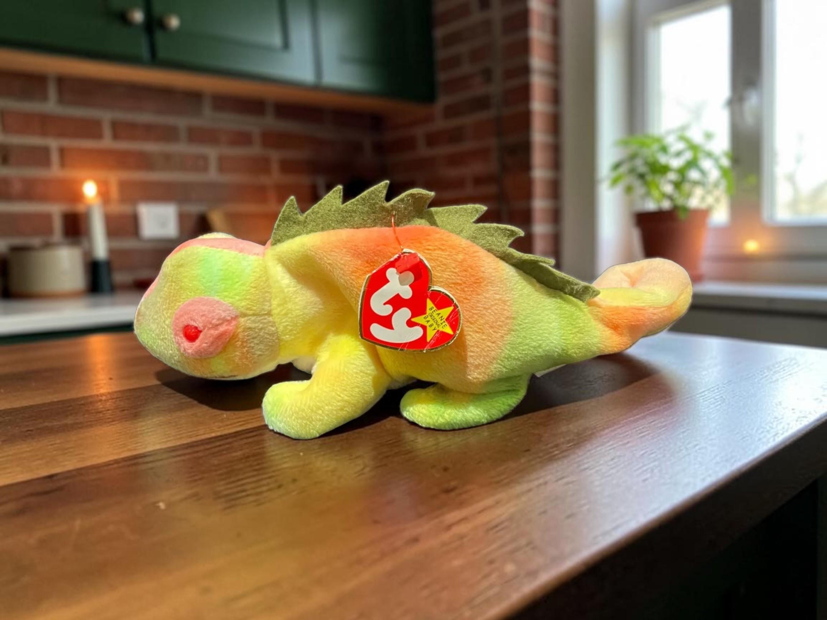 Iggy Beanie Baby 1997 Ty Iguana Tie Dye, Retired Vintage Beanie