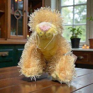 Peluche vintage de leona Ganz Webkinz con código sellado