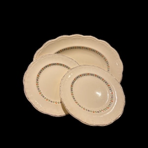 vintage Alfred Meakin Marigold Paisley Bone China plateau de service 12-1/2 pouces 18 Kt or bordure Forme Marquis avec deux assiettes, années 1930