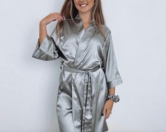 Personalised grey Robes satin Bridesmaid bridal robes dressing gown pyjamas grey robe bridesmaid gift maid of honour Christmas gift silver