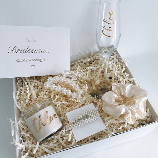 Personalised Bridesmaid Proposal Gift Box Maid of Honour gift bridesmaid gift Bridal Party present wedding hen party gift set pearl hair