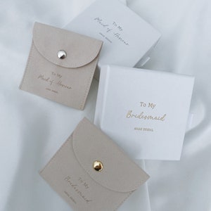 Beige Bridesmaid jewellery gift box and pouch maid of honour wedding present bridal party sage gift bride earrings bracelet box jewellery