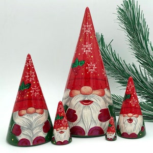 Christmas Gnomes Nesting dolls, Christmas style Stacking dolls, handmade, set with 5 dolls, Matryoshka, Babushka