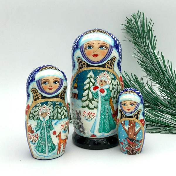 Poupées gigognes traditionnelles, 5,5" (14cm) de hauteur, Poupées empilables, faites à la main, ensemble avec 3 poupées, Matryoshka, Babushka