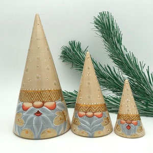 Christmas Gnomes Nesting dolls, Christmas style Stacking dolls, handmade, set with 3 dolls, Matryoshka, Babushka