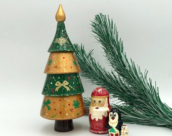Christmas Tree Nesting dolls, Christmas style Stacking dolls, handmade, set with 4 dolls, Matryoshka, Babushka