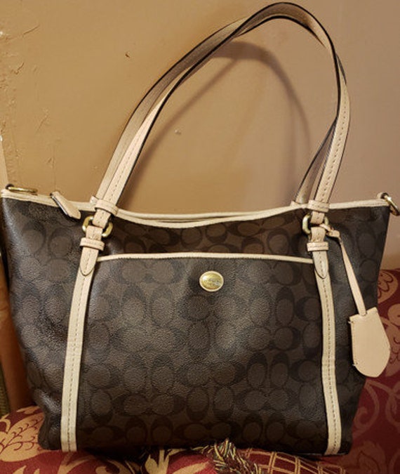 Coach Peyton Signature Tote Bag