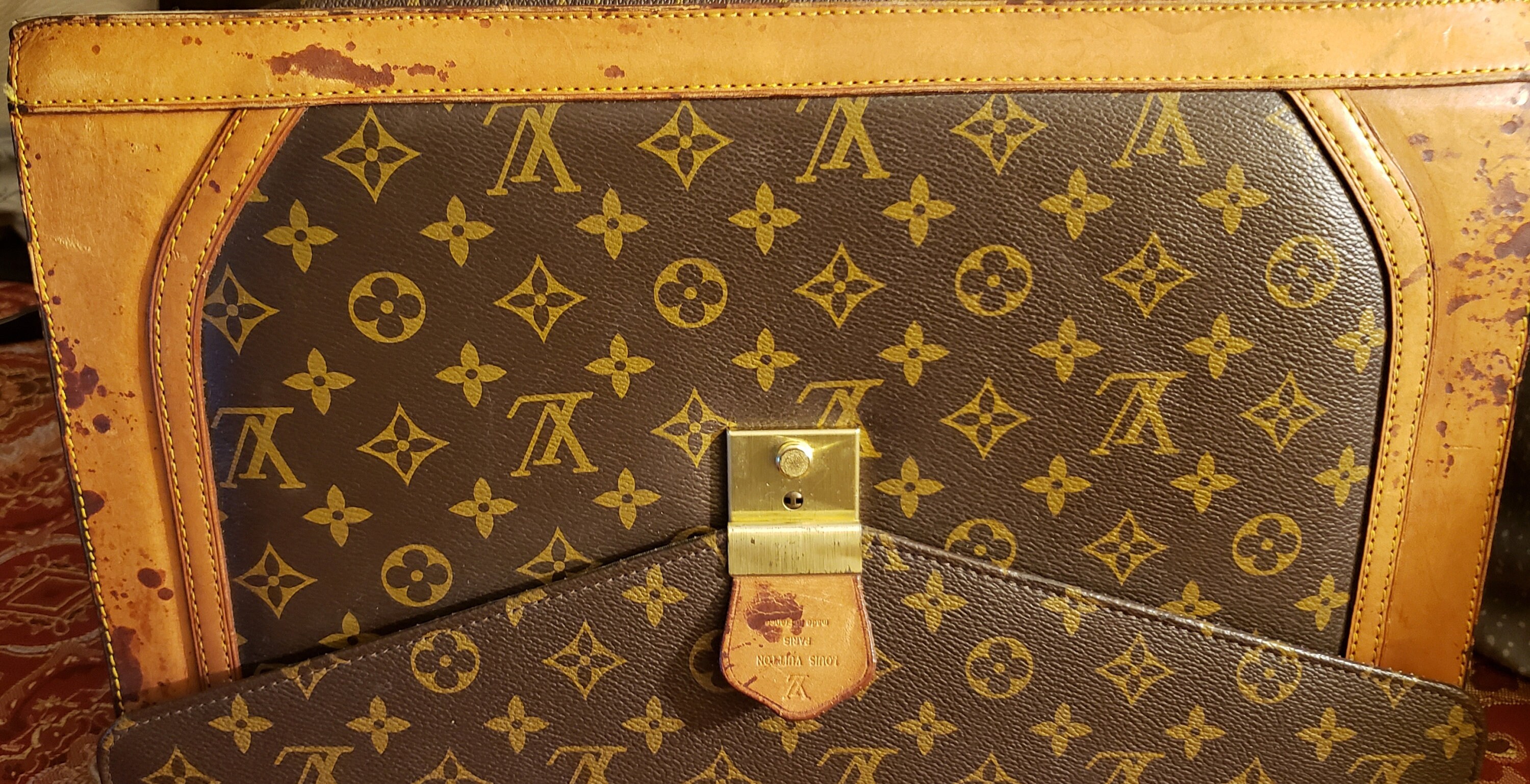 Louis Vuitton Rivoli Briefcase with Strap – yourvintagelvoe