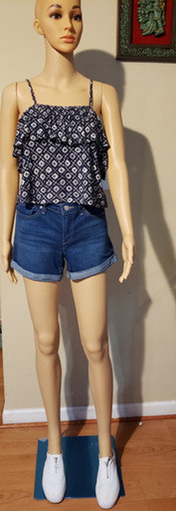Levi's High Waisted Relaxed Fit Short Jeans