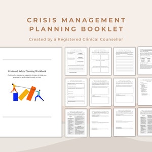 Peut inclure: Un livret blanc intitul&eacute; "Crisis and Safety Planning Workbook" avec le texte "Putting the plans and supports in place to help you prepare for and cope through a crisis." Le livret fait partie d'un "Crisis Management Planning Booklet" cr&eacute;&eacute; par un conseiller clinique agr&eacute;&eacute;.