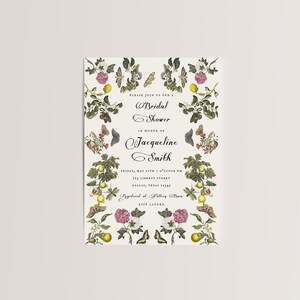 Pu&ograve; includere: Un invito a un bridal shower a tema floreale con farfalle, limoni e fiori. L'invito recita "Si prega di unirsi a noi per un bridal shower in onore di Jacqueline Smith. Venerd&igrave; 5 maggio, ore 19:00. 123 Liberty Street, Dallas, Texas 75201.  Regarded at Pottery Barn. RSVP Lauren"