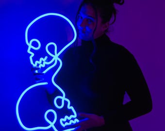 Double Skull LED Neon Sign: Artistic decor for Halloween
