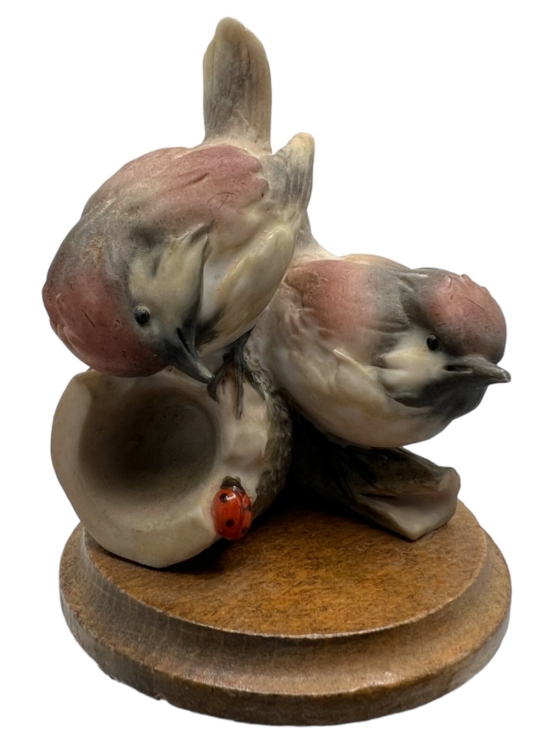 VTG Giuseppe Armani Porcelain Finches on Log w Ladybird Italy Figurine D3-99 image 4