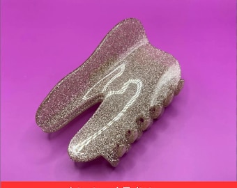 Large Glittering Gold Tooth Claw Hair Clip