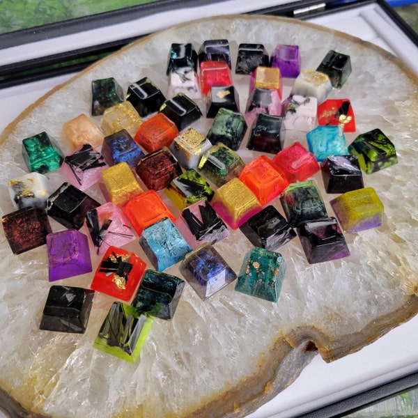 Artisan keycap Mysterybag