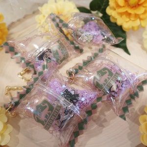 TWST: Diasomnia Candybag Charms