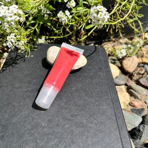 Rose lip gloss