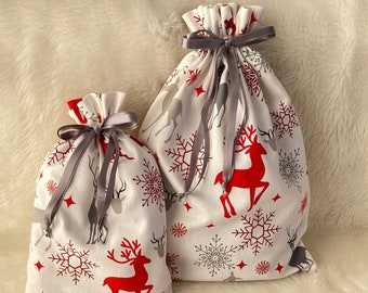 Handmade Reindeer Fabric Gift Bag: Reusable Christmas Present Sack