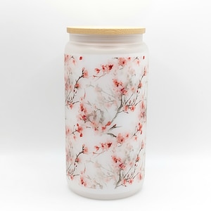 桜のフロストガラス缶と竹の蓋、16オンスのLibbeyガラスカップ、Mugzanによるエレガントな花柄デザイン