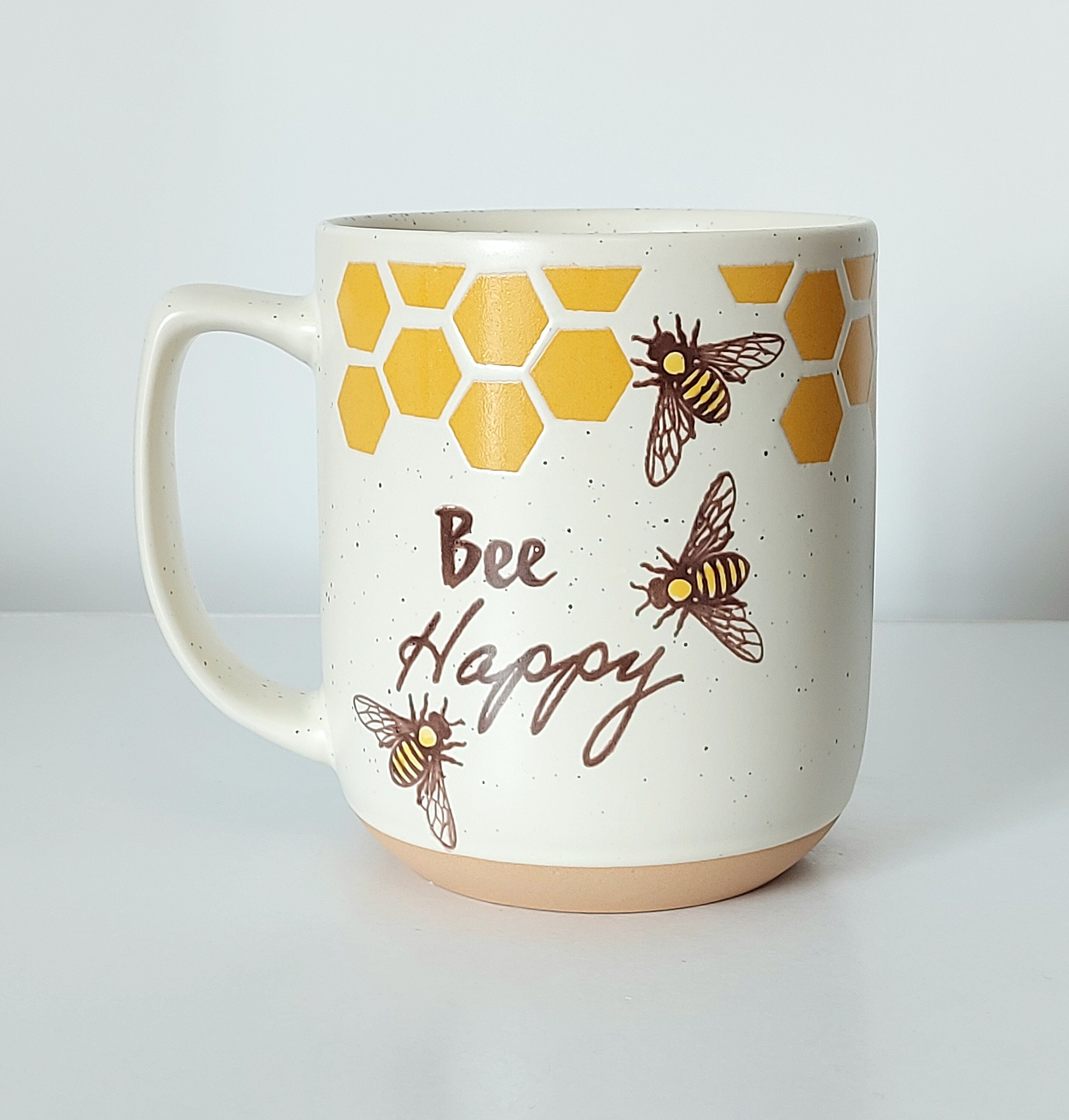Bee Happy 10 oz. Stainless Steel & Enamel Coffee Mug with Lid – Brownbottle  Burlap