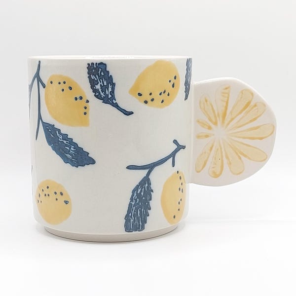 Handbemalte Zitronenbaum-Kaffeetasse 14 Unzen Keramik, ästhetische fruchtige Teetasse, Limonaden-Liebhaber-Geschenk, Sommergarten-Krug, Muttertagsgeschenk