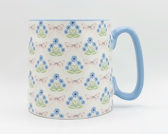Taza de café de cerámica de 414 ml con lazos rosas y flores azules, taza floral, vajilla femenina de 10 Strawberry Street