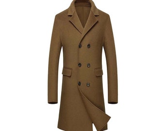 Cappotto lungo invernale da uomo in lana Melton marrone, ideale per un look business casual.