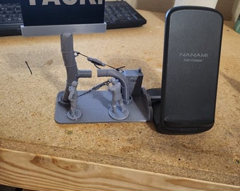 Stripdiorama Pipefitter Telefoonoplader, nu met TACK-bord