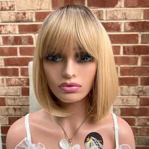 Short Blond Bob Wig With Bangs/ Fashion Blonde Ombré Wig/ Short Straight Hair/ Heat Resistant Wig/ Natural Look Hair/ Party Wig/ Styled Wig
