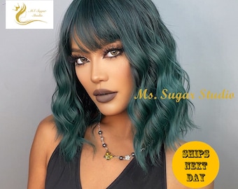 Short Dark Root Green Gradient Nature Wavy Bob Ombre Wigs with bangs for Women/ Natural Look Hair/ Heat Resistant Synthetic wig
