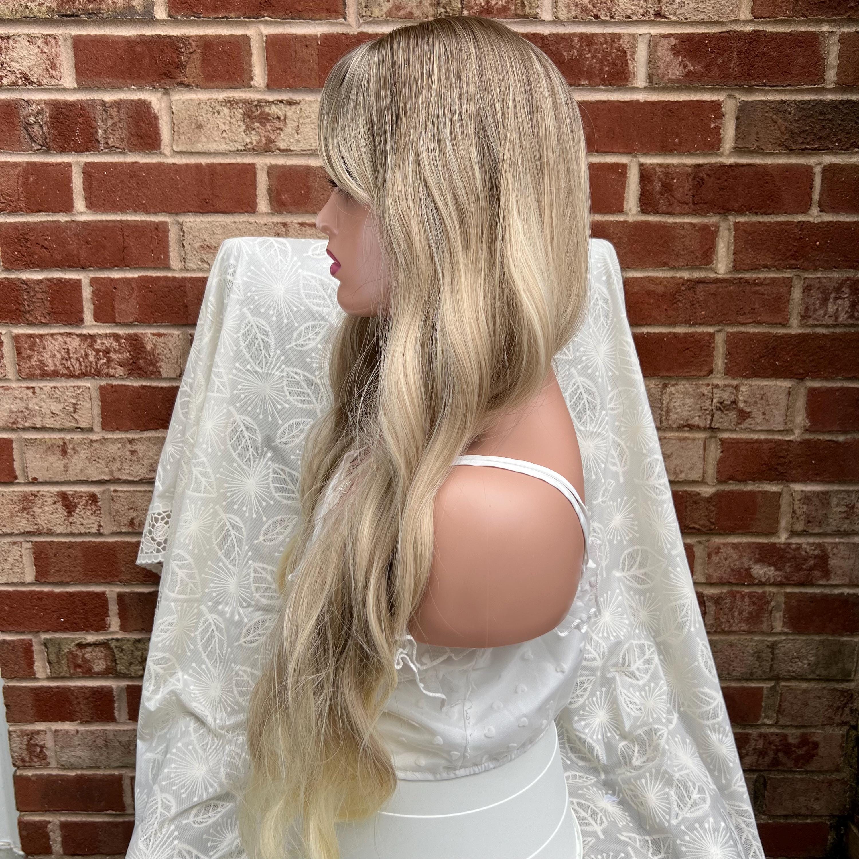 NEW !  Long 28 Inch Wig Dark Blonde 28-Inch Solid Medium-dark Blonde Layered Cascading Curls  main image 2