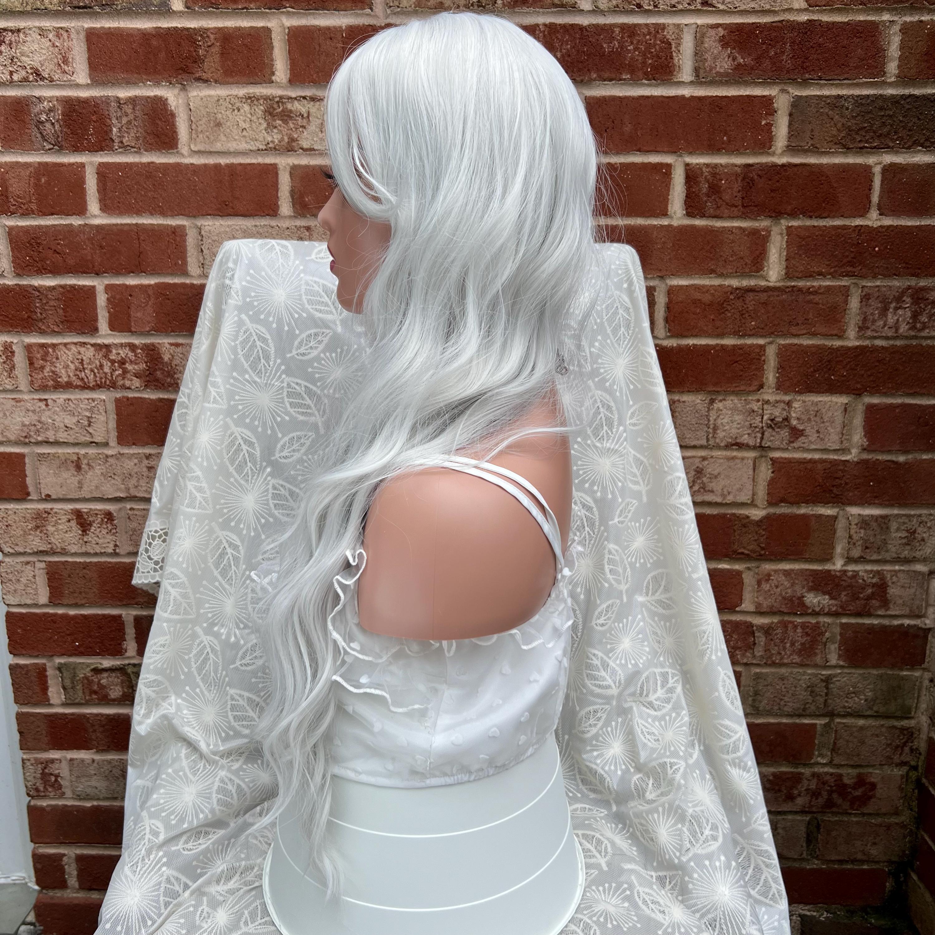 Classic Wavy White 28\