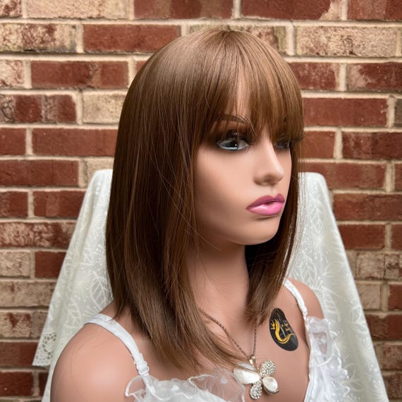 Short Chestnut Brown Bob Wig With Bangs/ Fashion Blonde  display picture 3